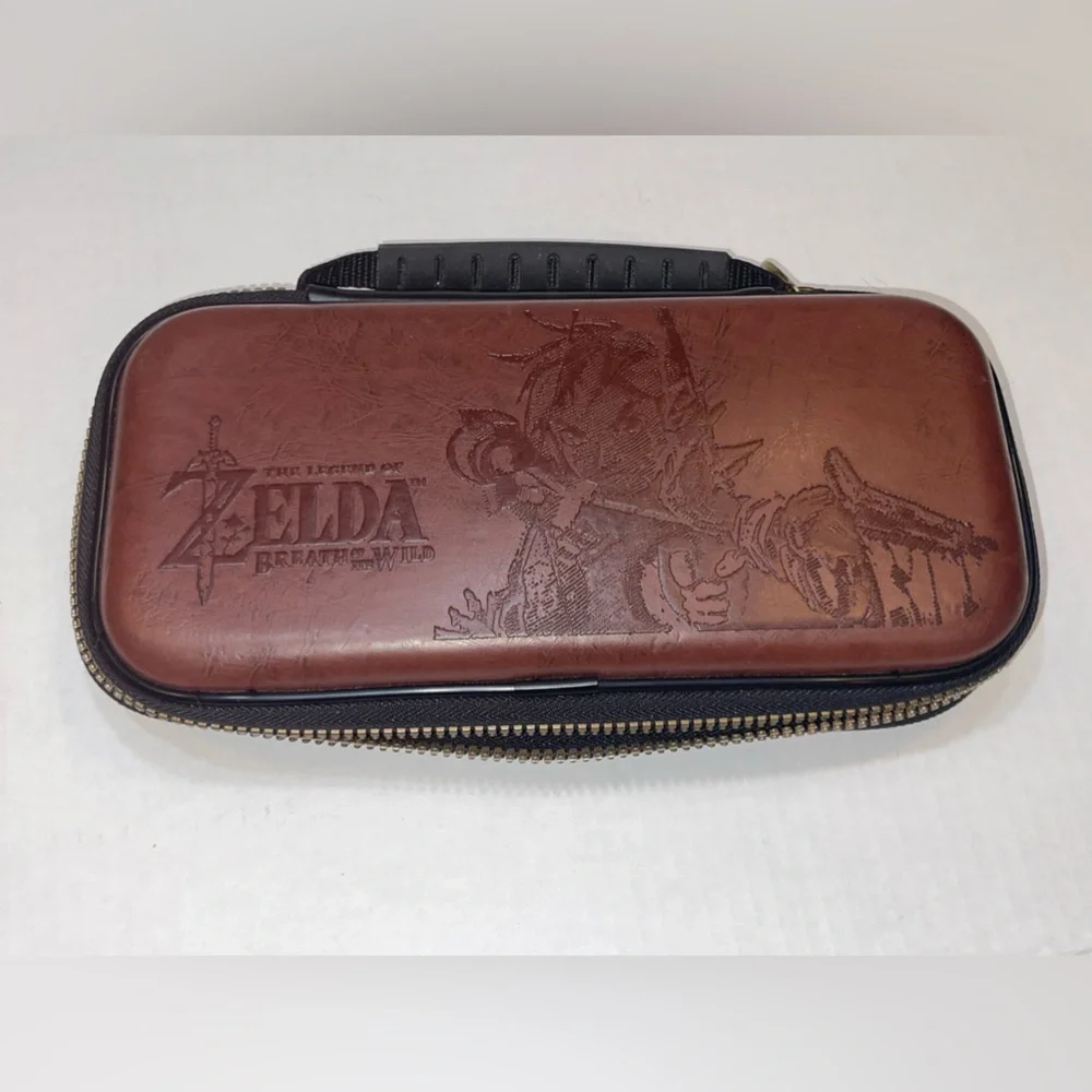 The Legend of Zelda Breath of the Wild - Carrying Case for Nintendo Swit…